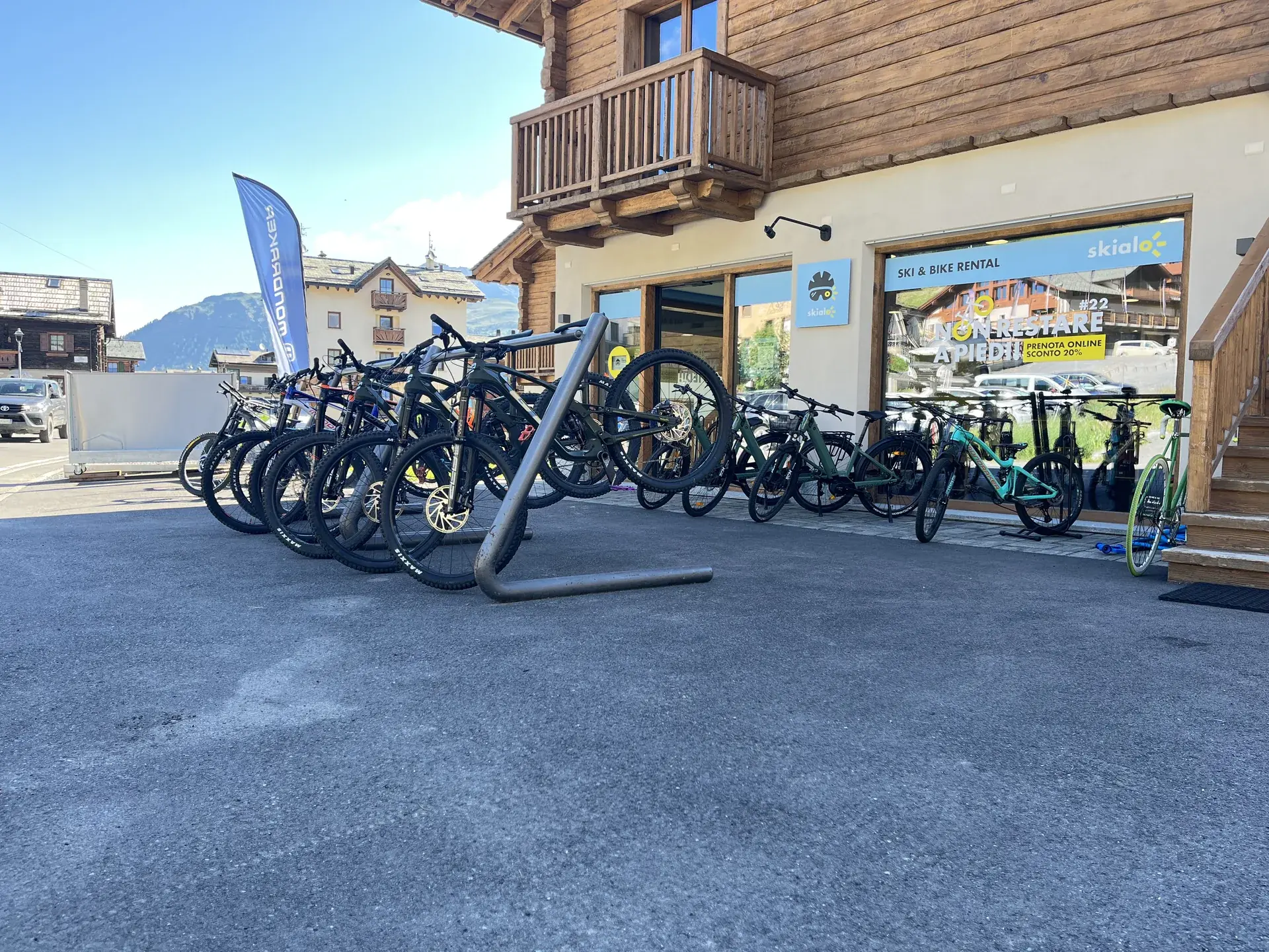 The row of rental bikes at the Carosello shop